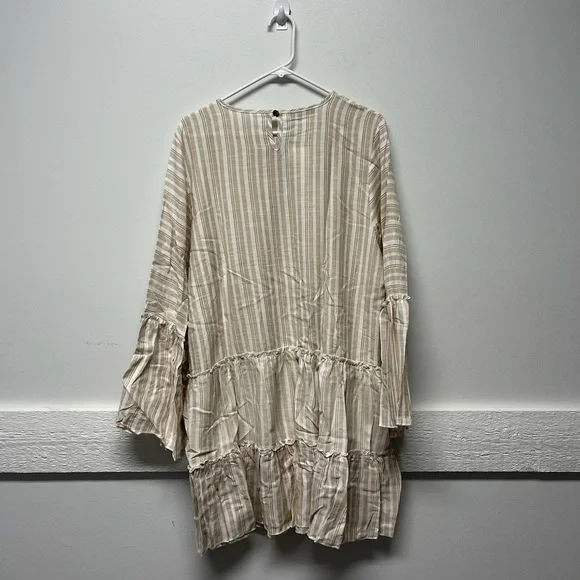NWT Plus Size Tunic Top - Picture 2 of 7